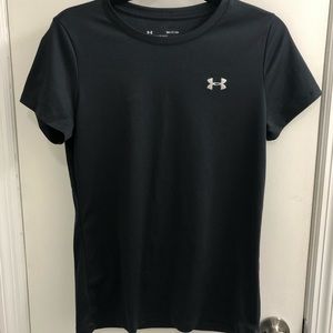 UA Heat Gear Crew Neck Top